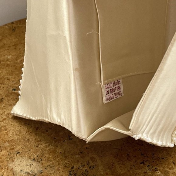 Vintage Stunning White Sequin Beaded Handmade Front Flap Clutch Purse Hong Kong - Picture 2 of 13